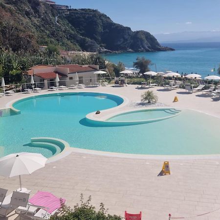 Quattro Scogli Villaggio Hotel Capo Vaticano Esterno foto