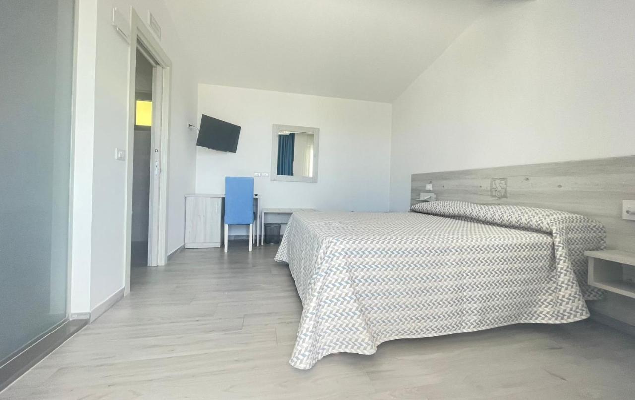 Quattro Scogli Villaggio Hotel Capo Vaticano Esterno foto
