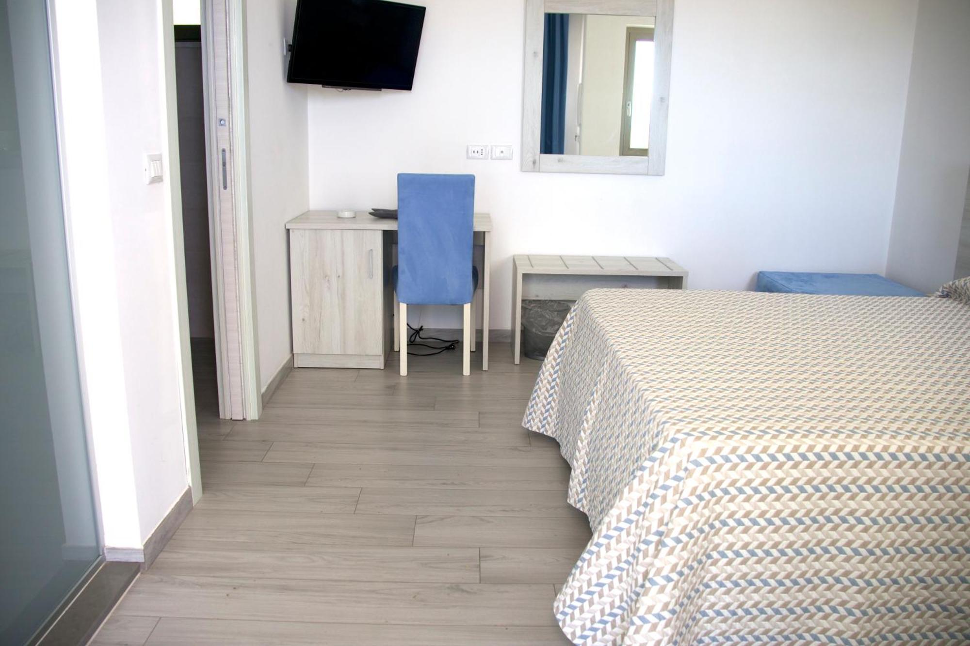Quattro Scogli Villaggio Hotel Capo Vaticano Esterno foto