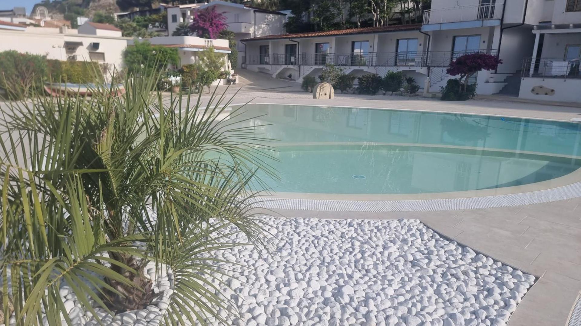Quattro Scogli Villaggio Hotel Capo Vaticano Esterno foto