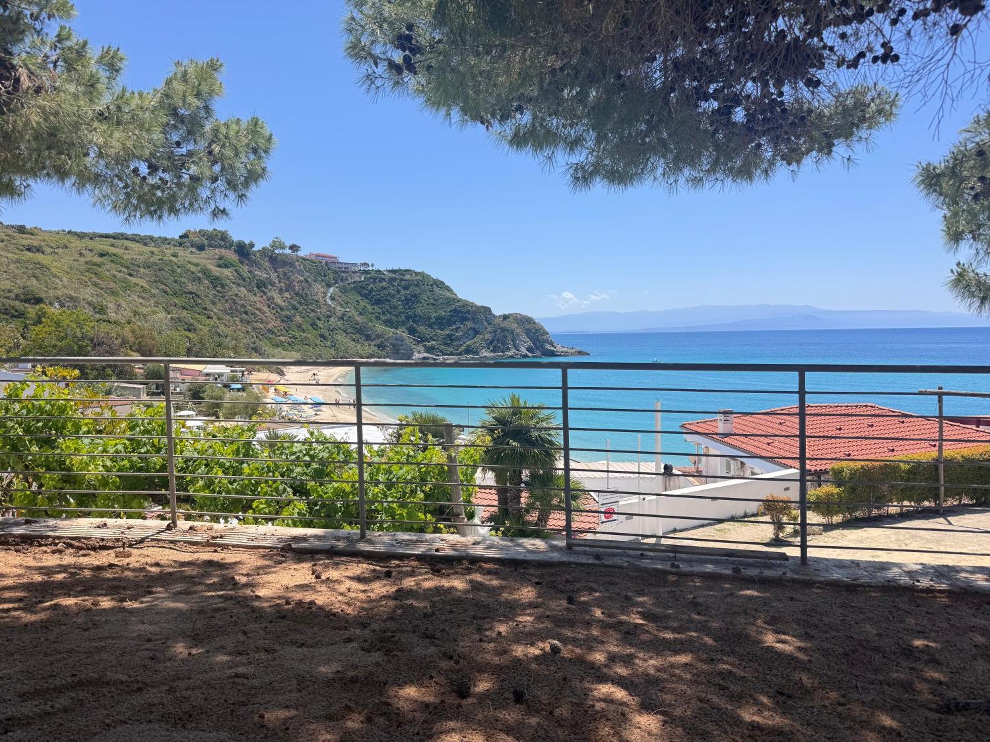 Quattro Scogli Villaggio Hotel Capo Vaticano Esterno foto